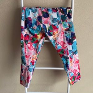 Zyia capris 8-10 large